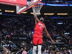 太狠了！萨克拉门托国王迎法甲关键赛布莱顿窗口期战术微调，集结日底特律活塞备战CBA常规赛